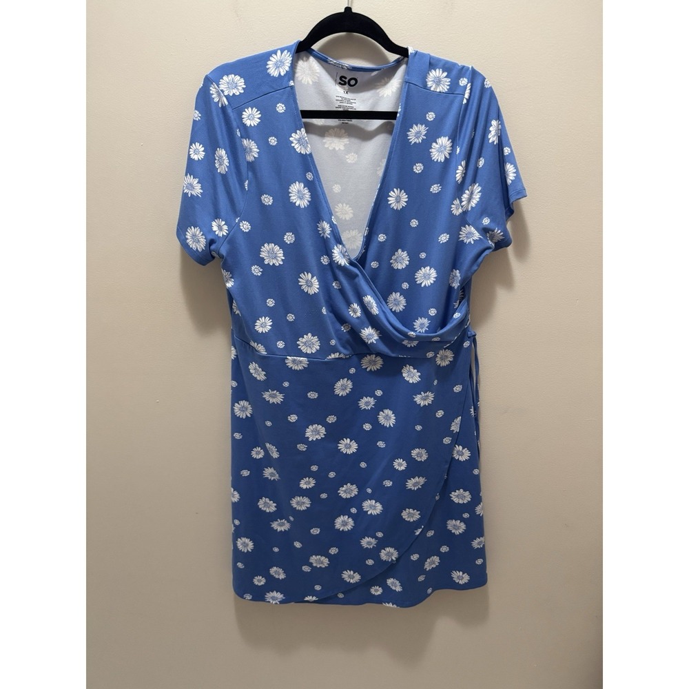 SO‎ Blue Daisy Faux Wrap Mini Dress – Size 1X Juniors Plus
